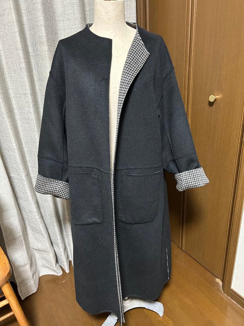 ベイクルーズ　リバーシブルロングコート 黒 チェック柄