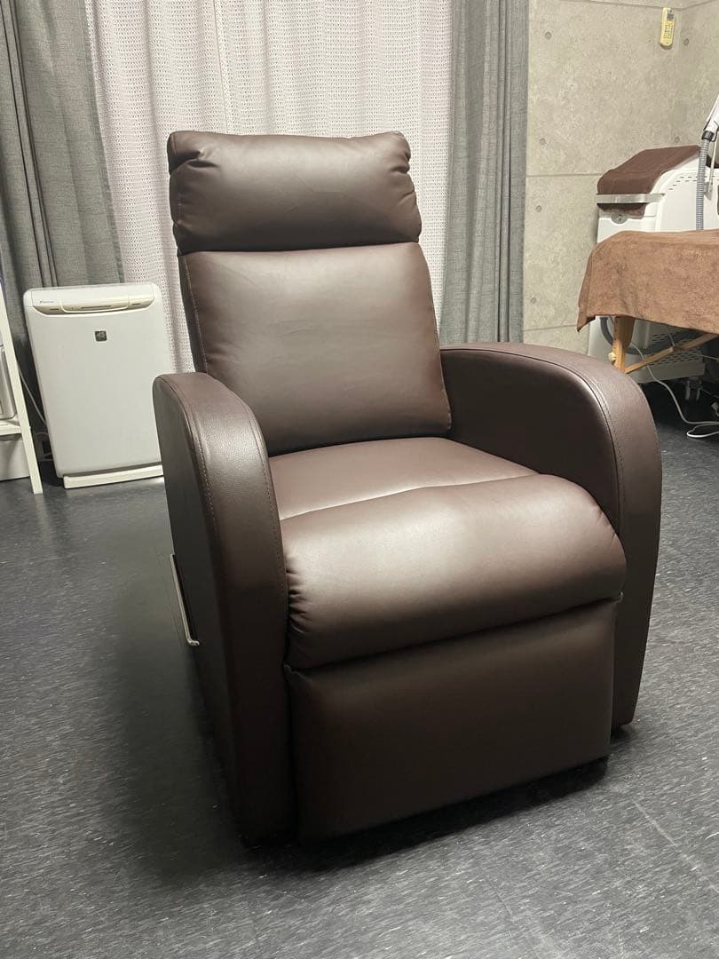 〈WORLD LASH〉コンパクトリクライニングチェア