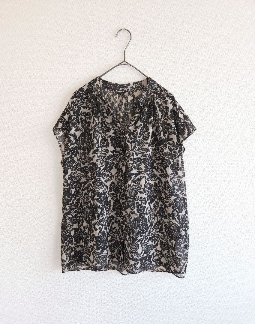 ◇aki様・専用◇23区 ボタニカルプリント スキッパー ブラウス 38