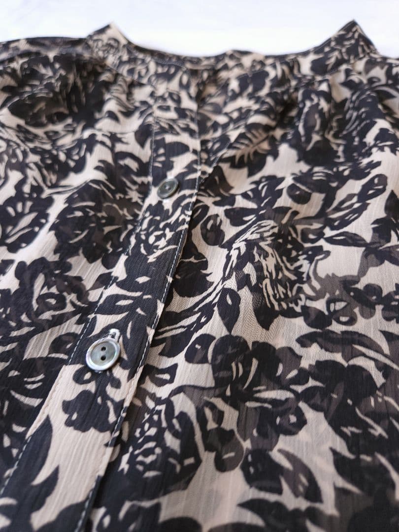 ◇aki様・専用◇23区 ボタニカルプリント スキッパー ブラウス 38