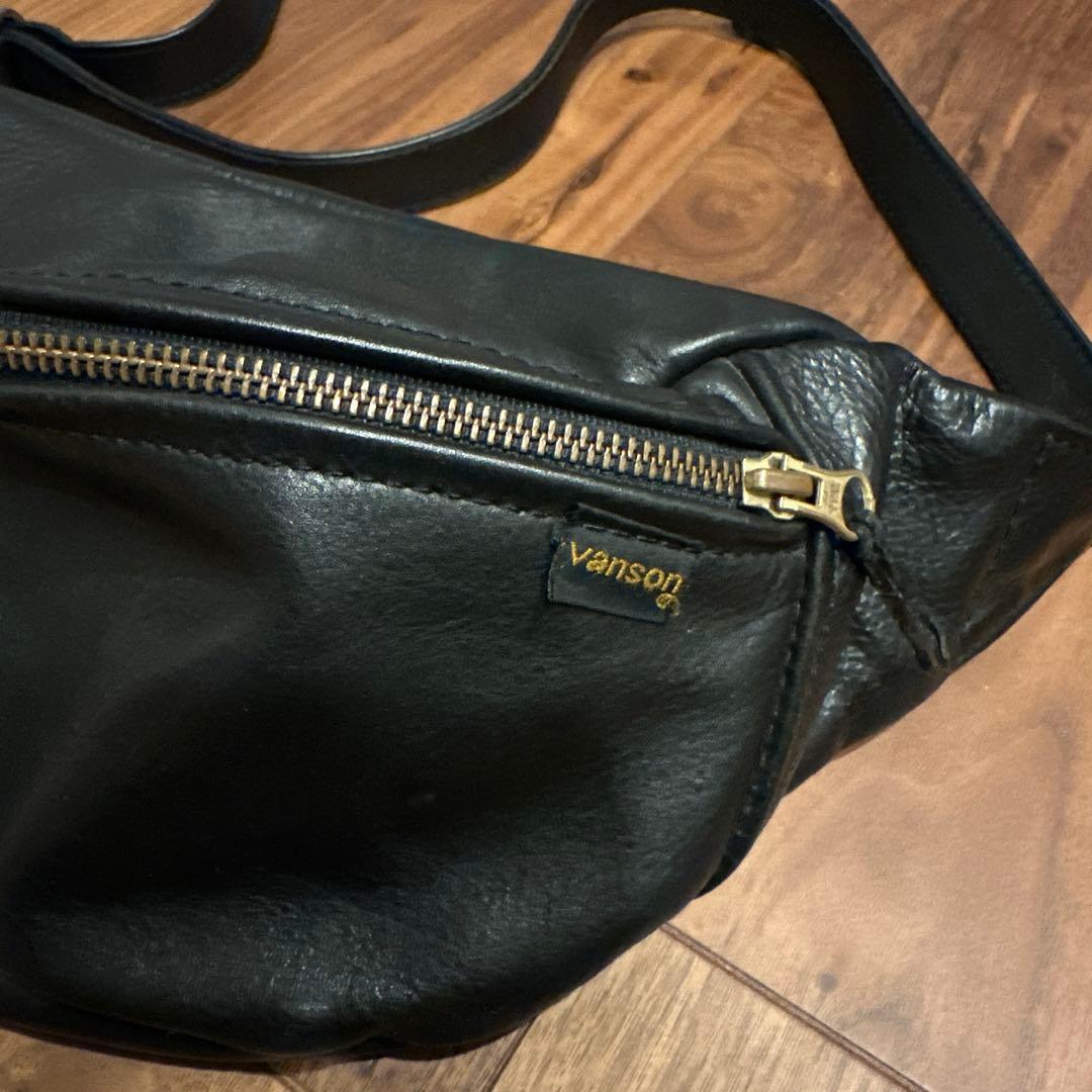 Vanson レザー ボディバッグ 黒