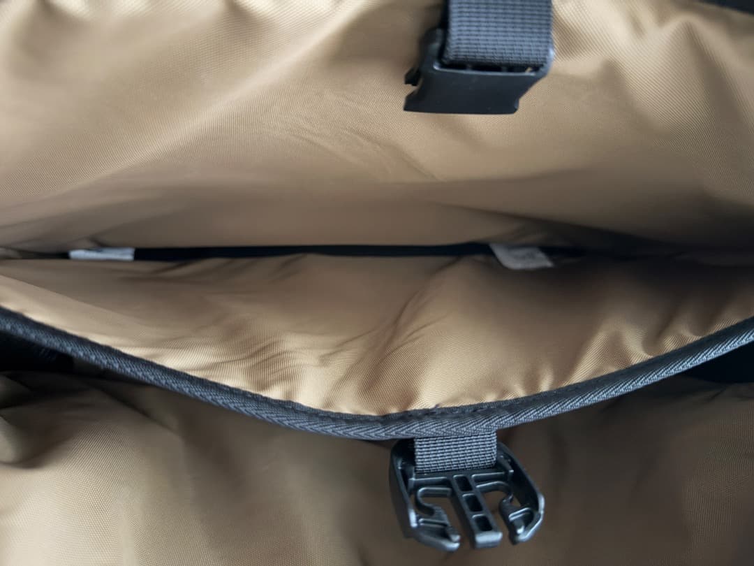 DSPTCH SLINGPACK バリスティックナイロン PCK-SP-BLK