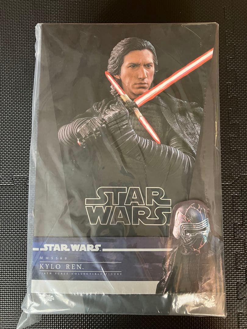 カイロレン　ホットトイズ　スカイウォーカーの夜明け』　1/6スケールフィギュア