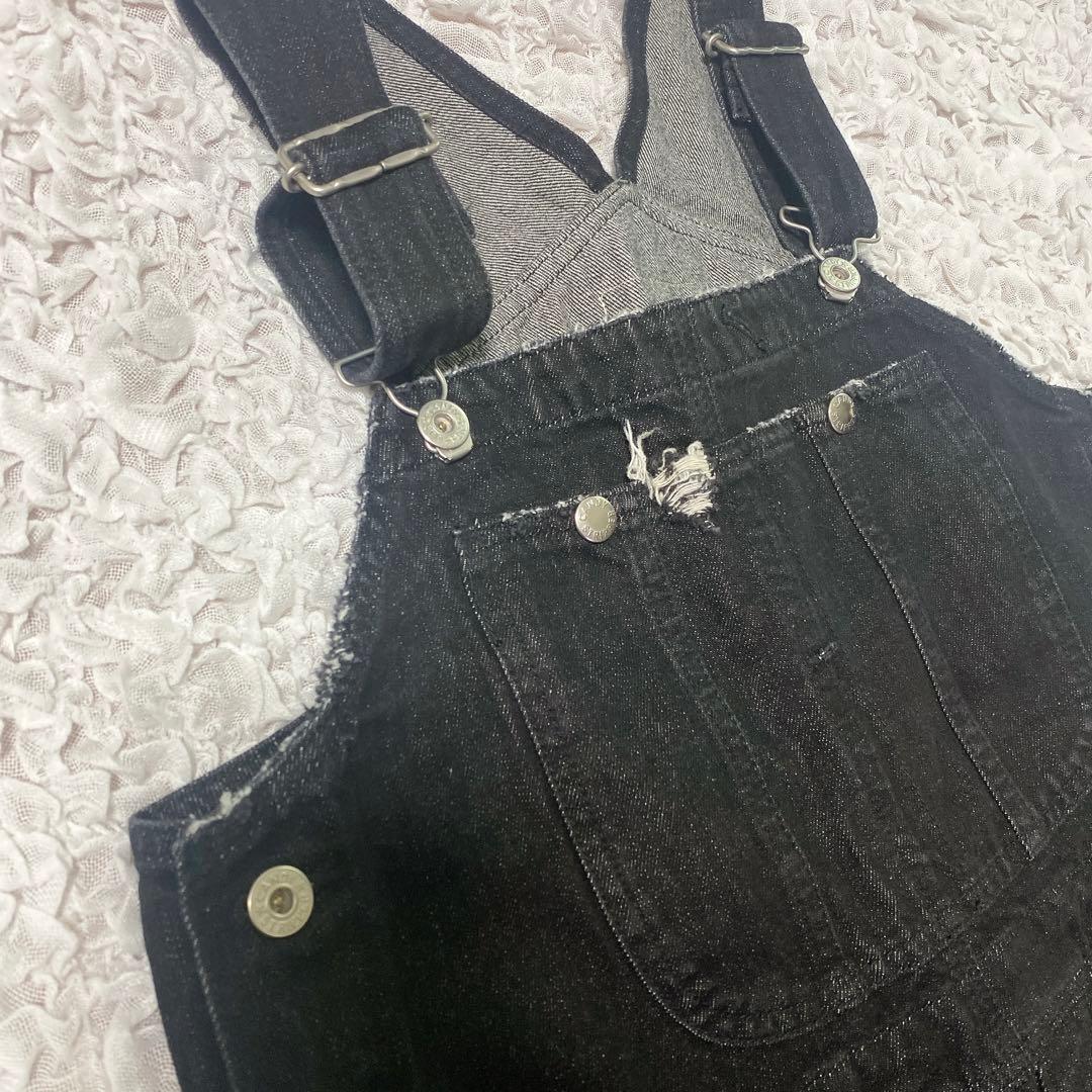 新品 完売品✩.*˚CANDY STRIPPER ダメージデニム サロペット 黒