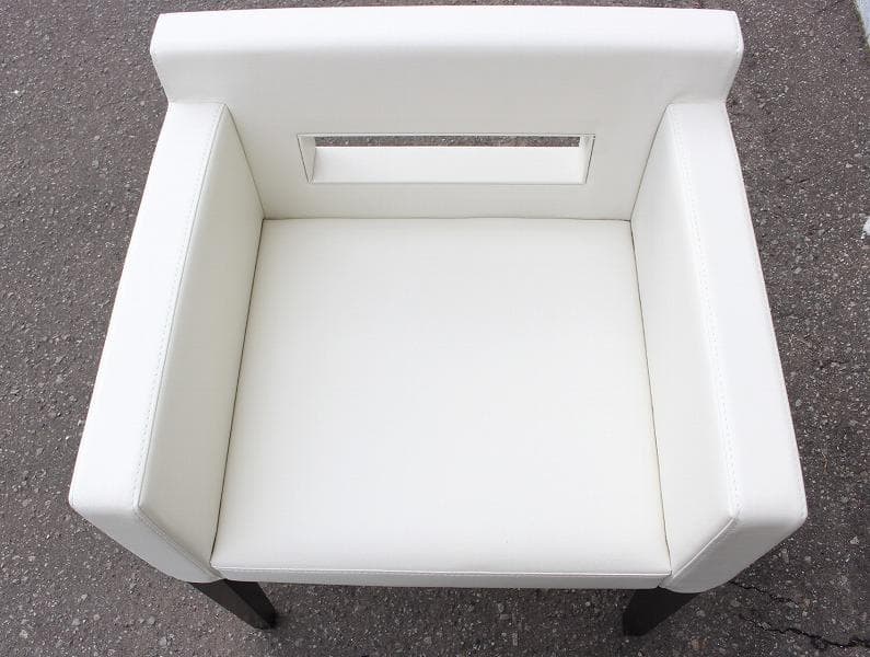 カッシーナ カトリーヌ・メミ ギャラリーチェア 白本革張り