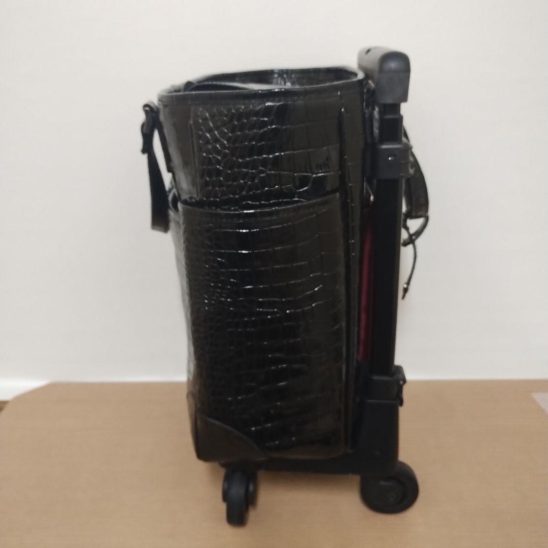 クロコ調 ブラック キャリーケース 中型