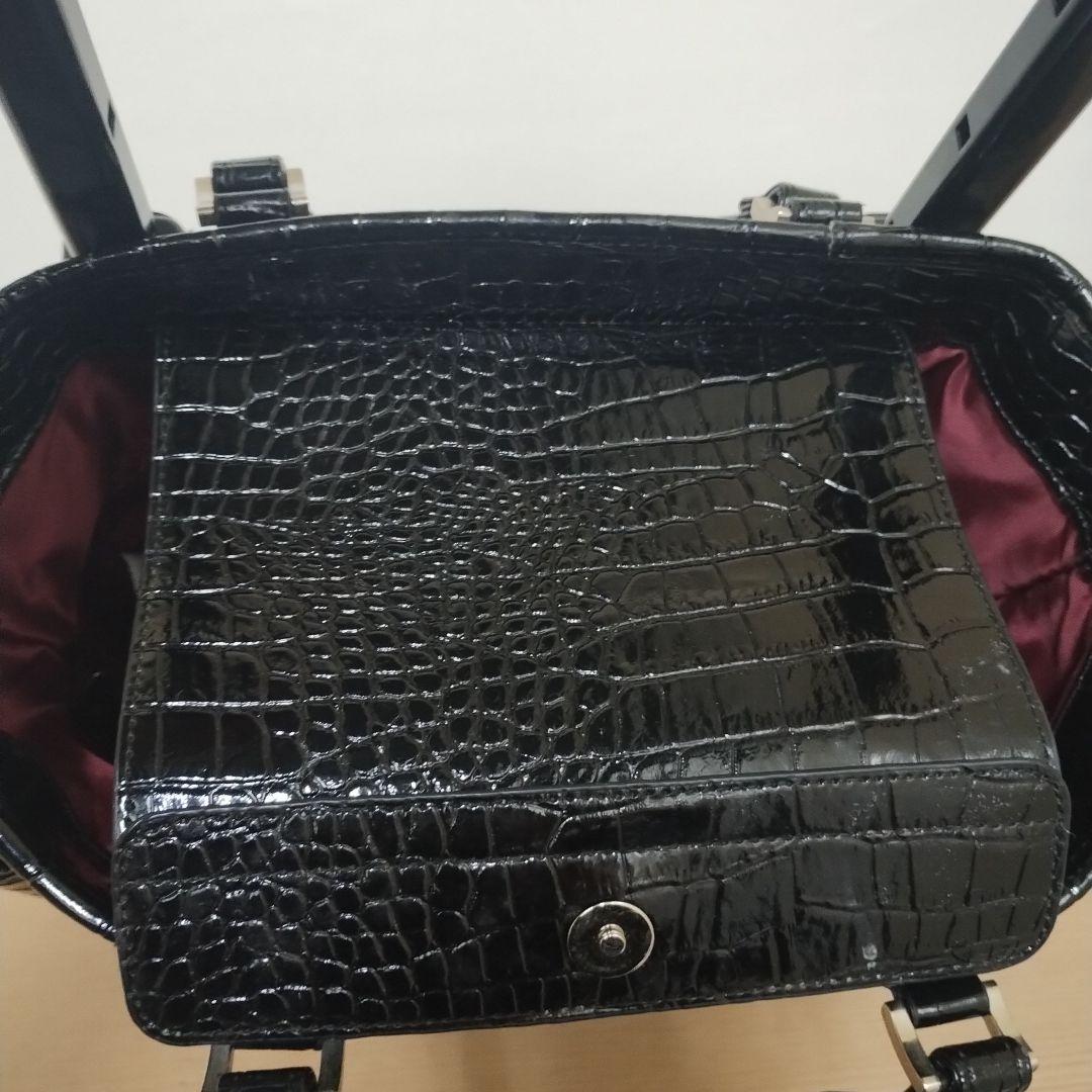 クロコ調 ブラック キャリーケース 中型