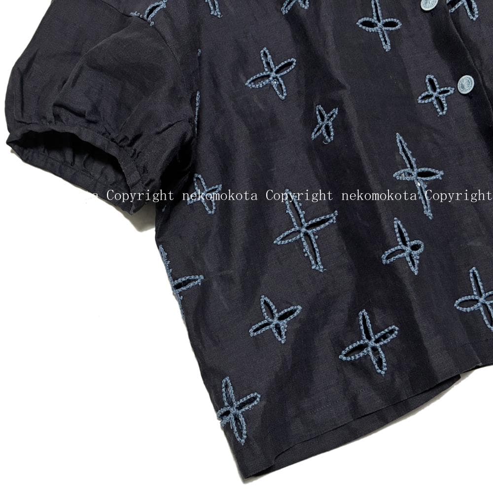 美品 ミナペルホネン wild star 刺繍 リネン 丸襟 ブラウス 38 麻