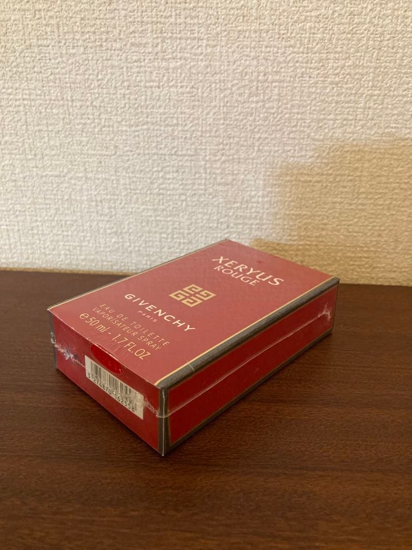 ジバンシー キセリュズルージュ オーデトワレ50ml 廃盤　新品未開封　暗室保管