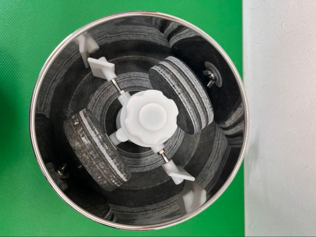 Premier チョコレートリファイナー④卓上型　コンパクト