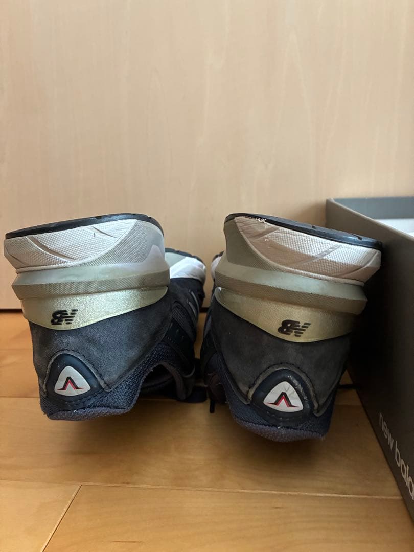 New Balance ニューバランス　990v5