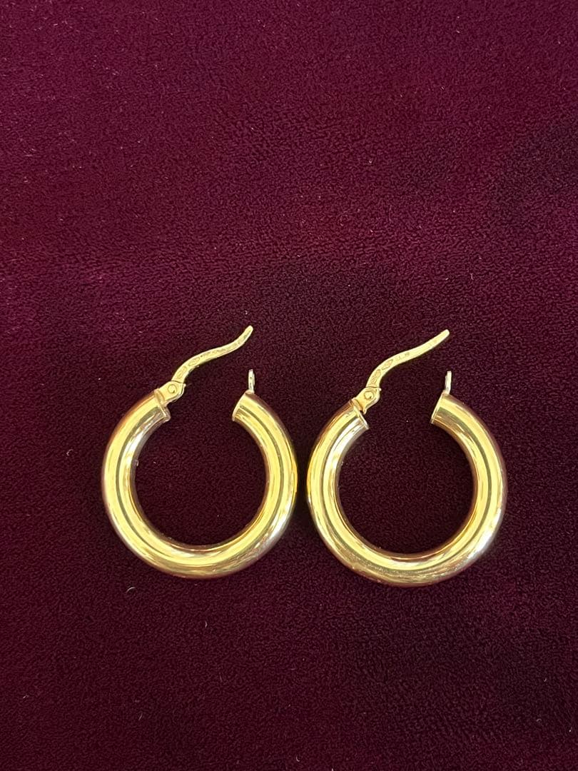 ウノアエレ　フープピアス