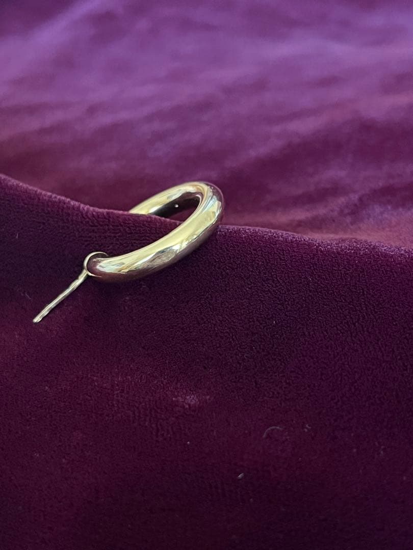 ウノアエレ　フープピアス