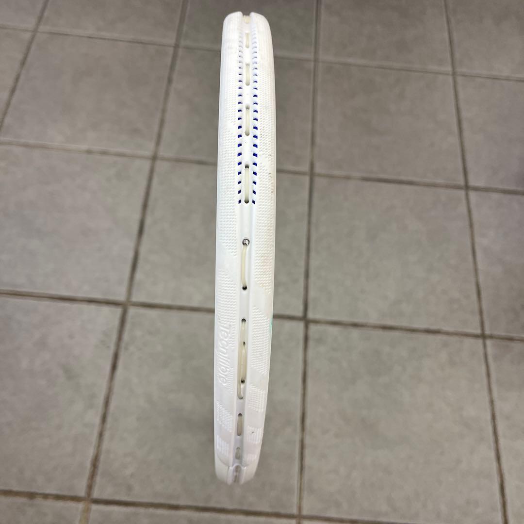 テクニファイバー　T-FAGHT 300 グリップ2