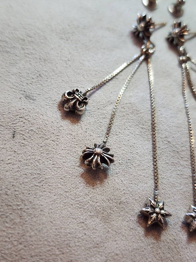 【美品】クロムハーツ CHROME HEARTS JOJO シルバーピアス 片耳