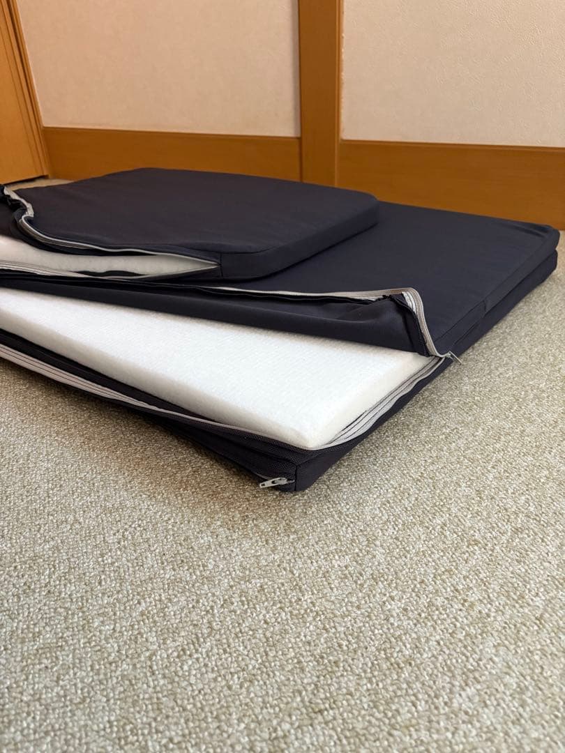 HINO 日野プロフィア寝台マット　純正品