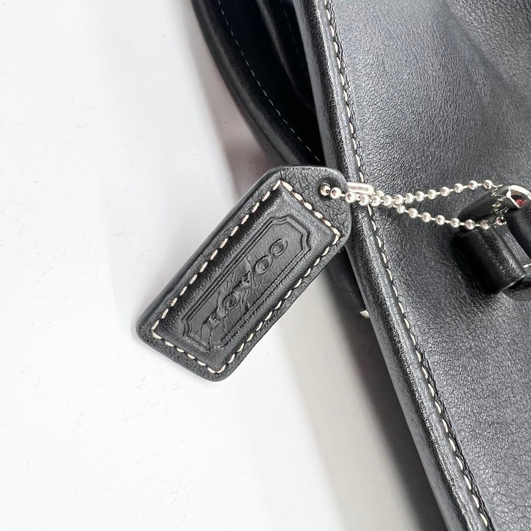 美品✨オールドコーチ　トートバッグ　ビジネス　レザー　ブラック　A4　肩掛け