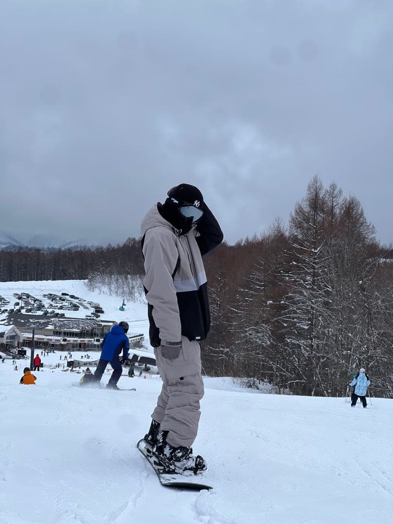 スノーボードウェア上下、手袋3点セット