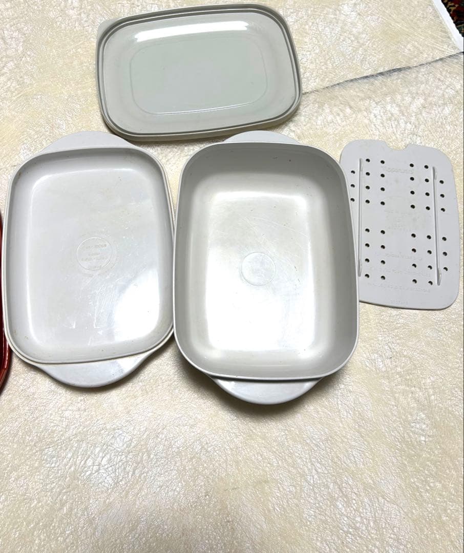 4点TUPPERWEAR タッパーウェア　マキシデコレーター他　保存容器セット