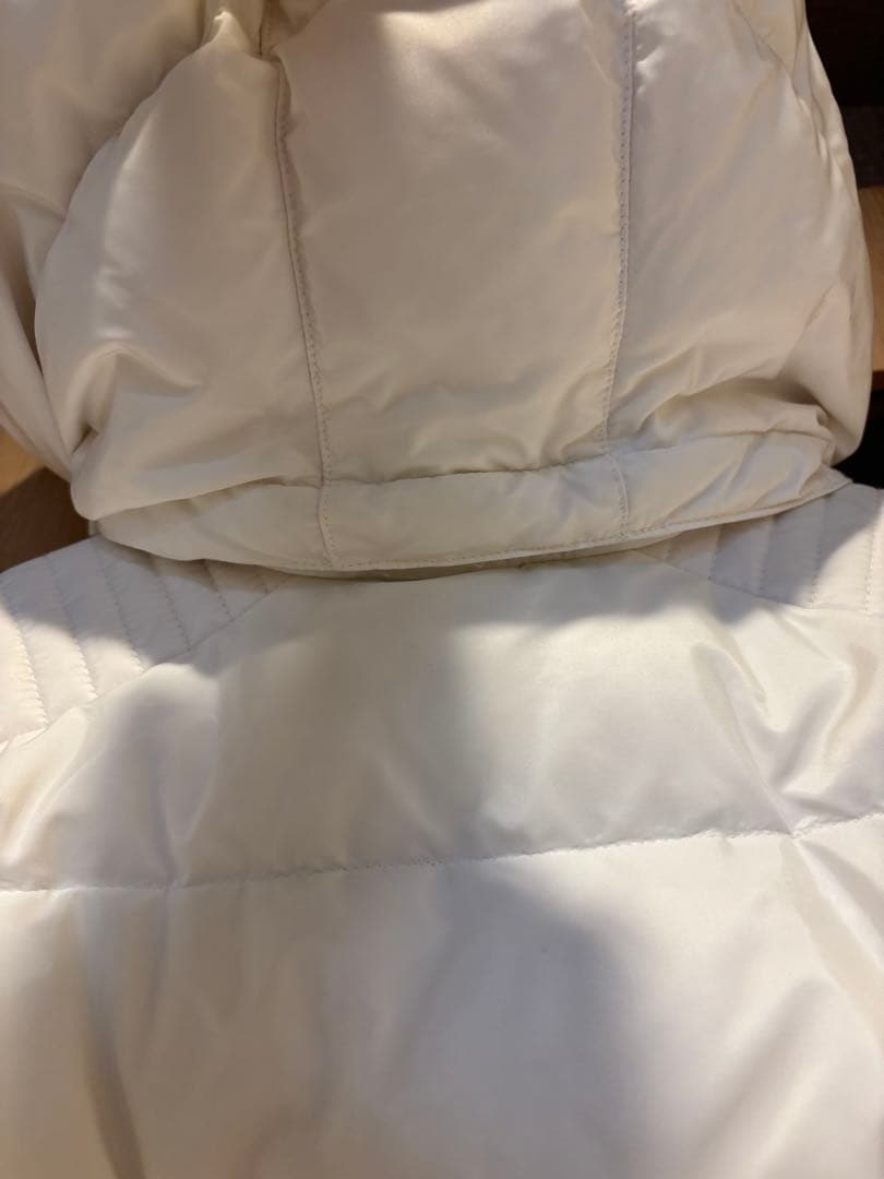 K*様 PRADA プラダ ダウンジャケット 三角プレート