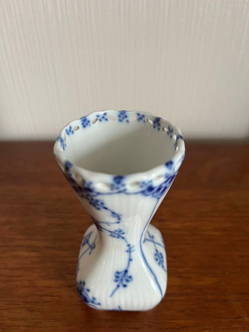ロイヤルコペンハーゲン ブルーフルーテッド フルレース　花瓶　フラワーベース