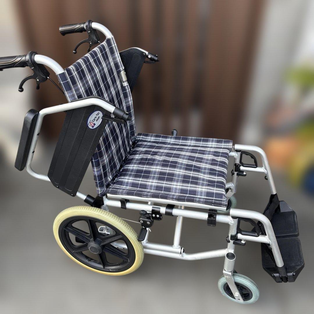 軽量アルミ製チェック柄車椅子　美品