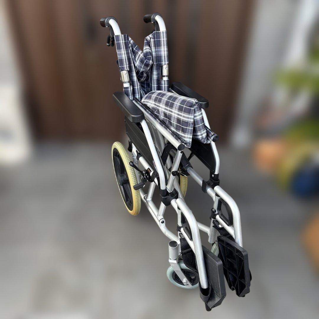 軽量アルミ製チェック柄車椅子　美品