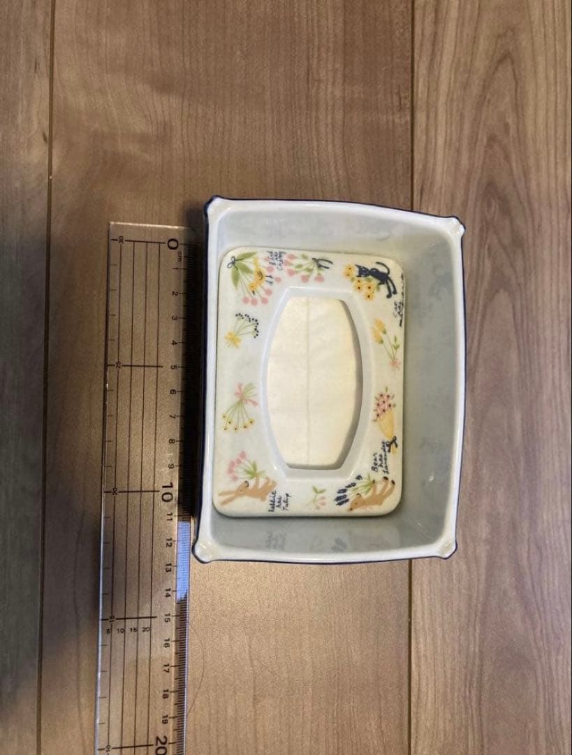 【人気】カトウシンジ　陶器製のティッシュボックス。