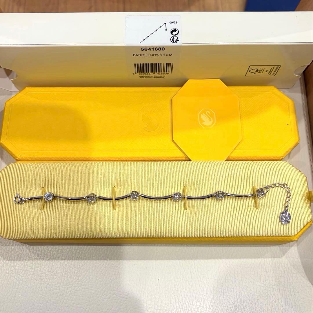 ★極美品★ スワロフスキー Constella バングル ラウンドカット