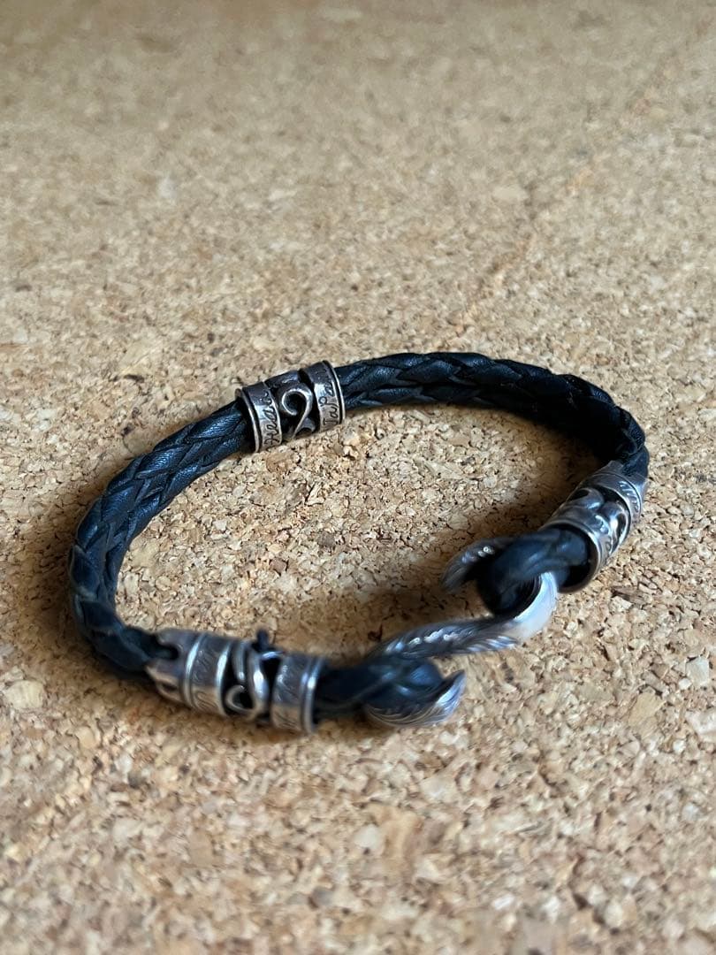 フラットヘッド　レザーブレスレット