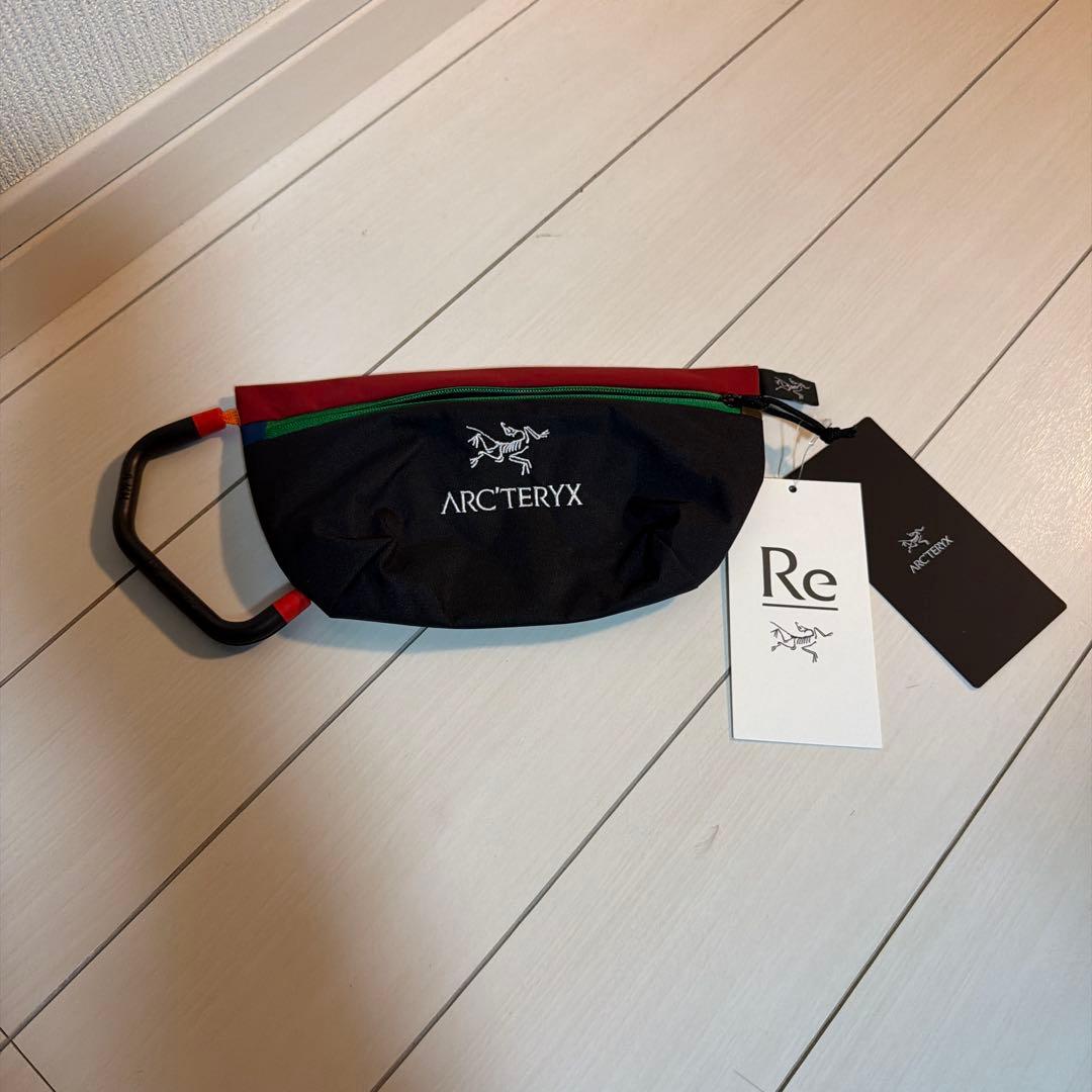 ARC'TERYX ハンドル付きポーチ