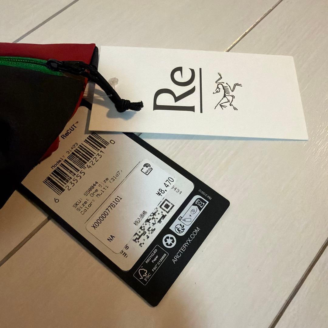 ARC'TERYX ハンドル付きポーチ