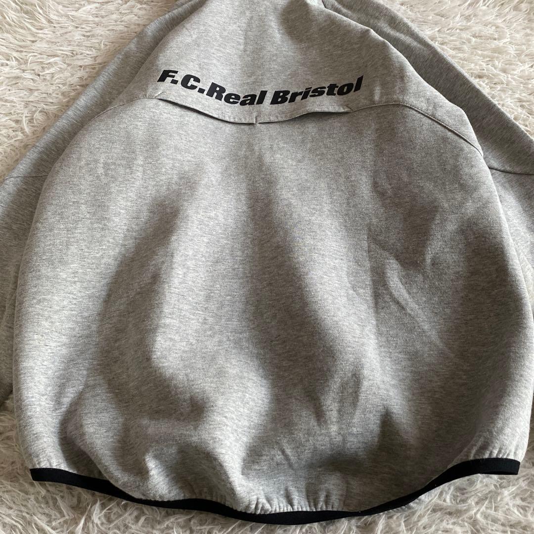 Bristol パーカー　グレー　ジップ　フード付き