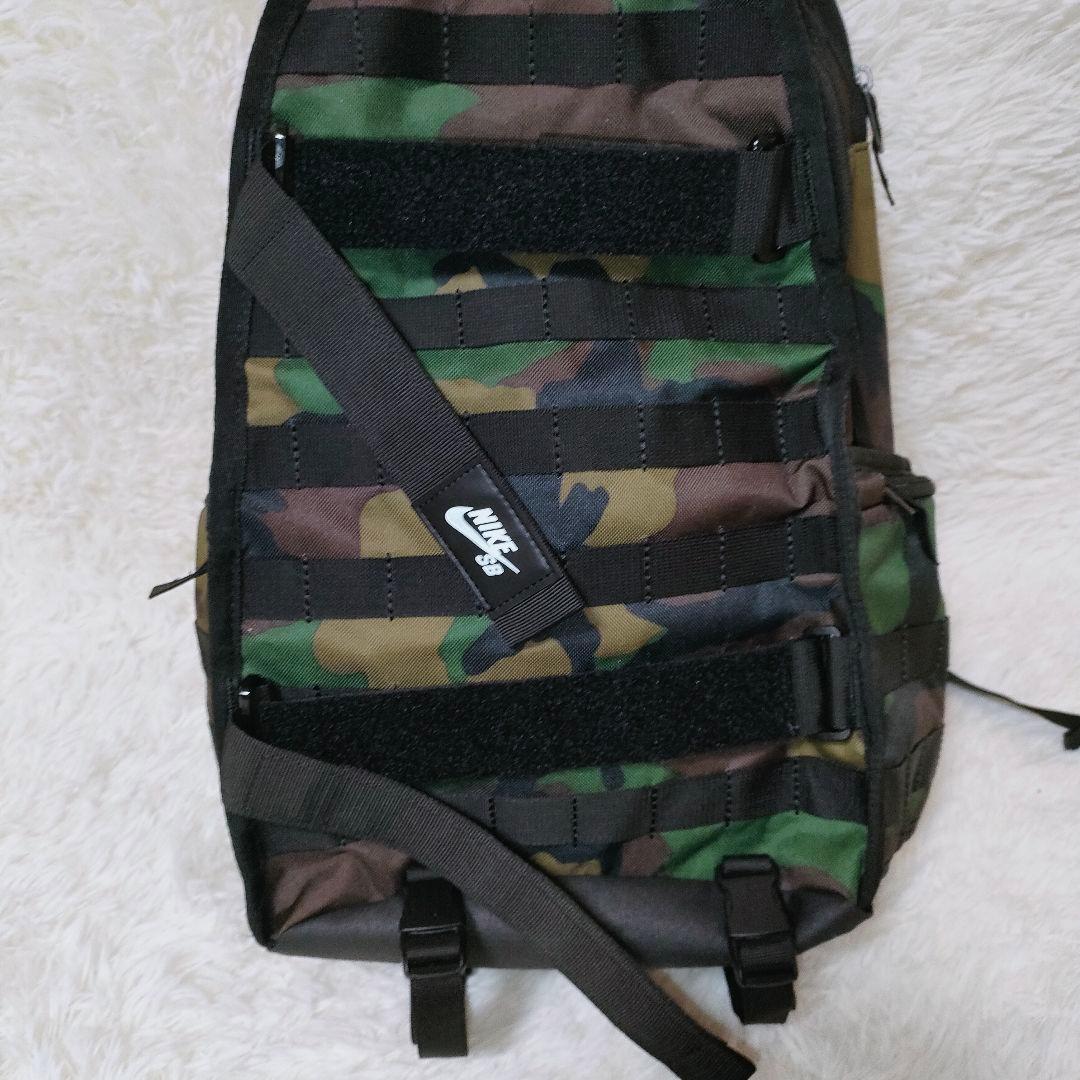 未使用品✨希少　NIKE SB ナイキ　スケボーリュック　迷彩　リュック　大容量