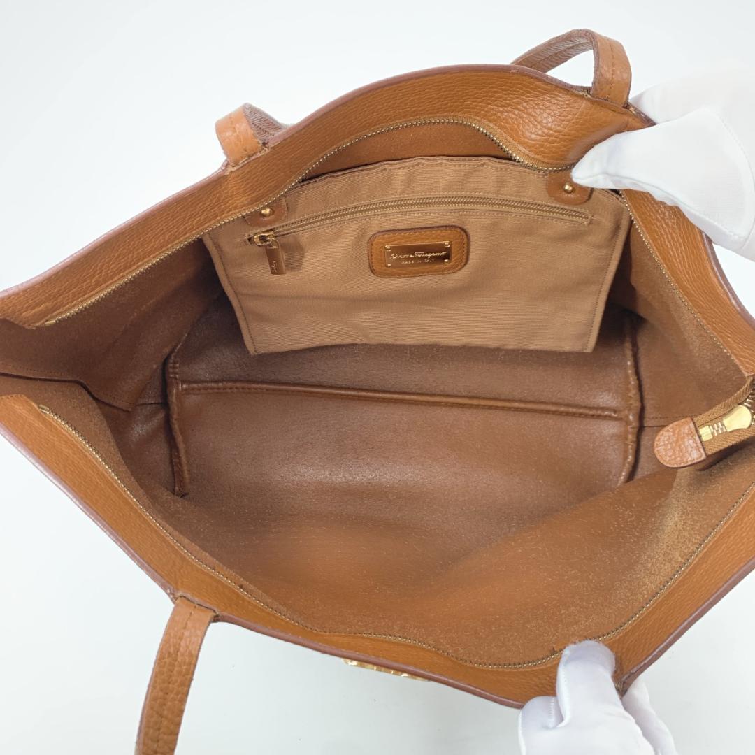 サルヴァトーレフェラガモ ダブルガンチーニ トートバッグ シボレザー ブラウン