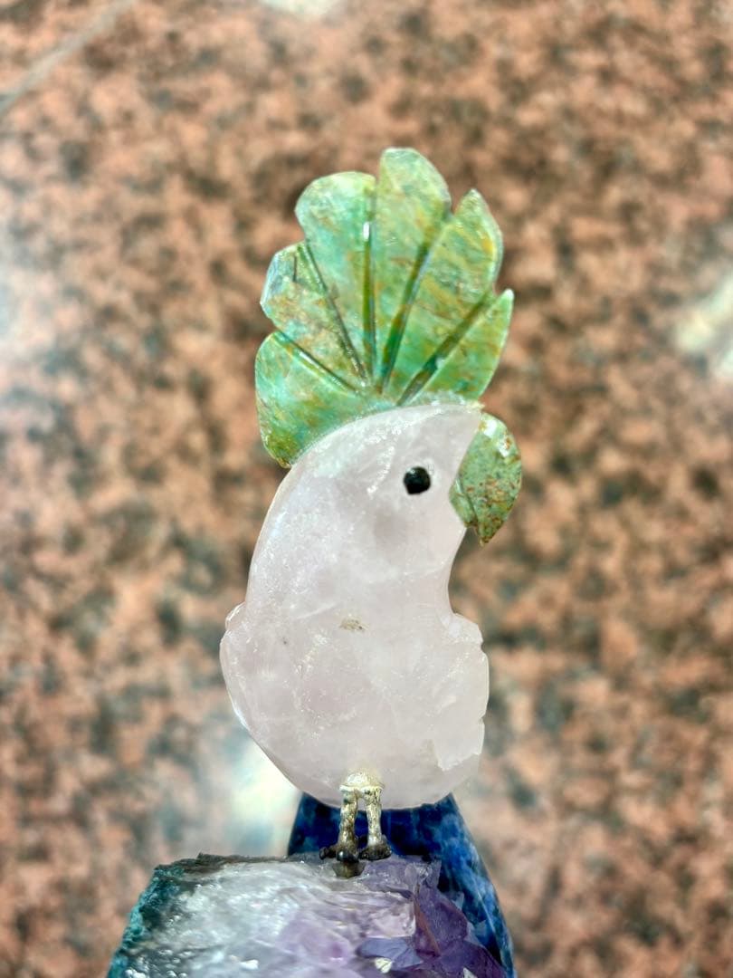 天然石　手彫りの鳥の置物　アメジスト　ローズクォーツ　ソーダライト他　可愛らしい