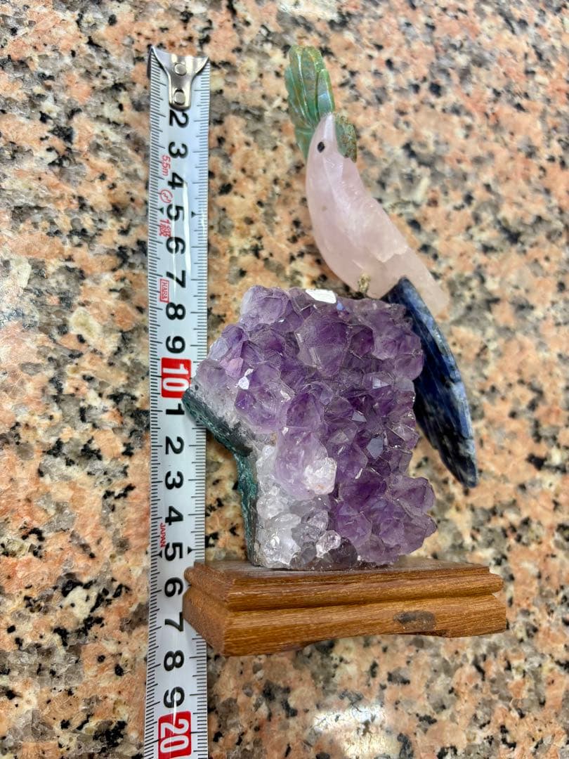 天然石　手彫りの鳥の置物　アメジスト　ローズクォーツ　ソーダライト他　可愛らしい