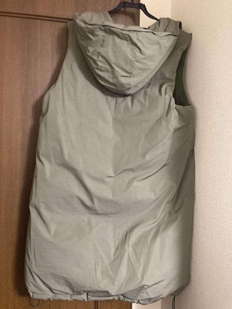 Curensology &RC ロング ダウンベスト カレンソロジー　カーキ