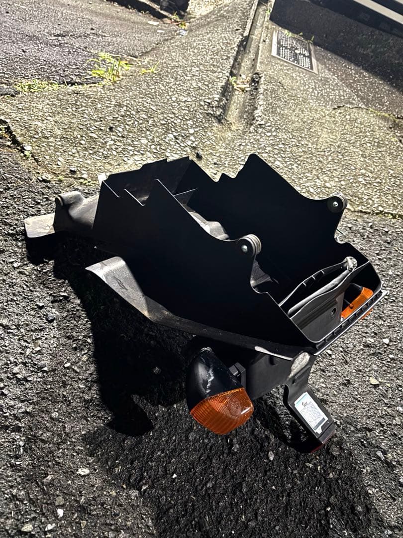 mc22 純正リアインナーフェンダー リアシート ナンバーステー