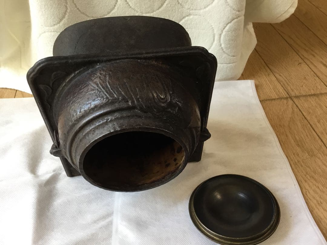 時代物　骨董　鉄瓶　茶釜　茶道具　茶器　真鍮蓋　美術品　レトロ　アンティーク