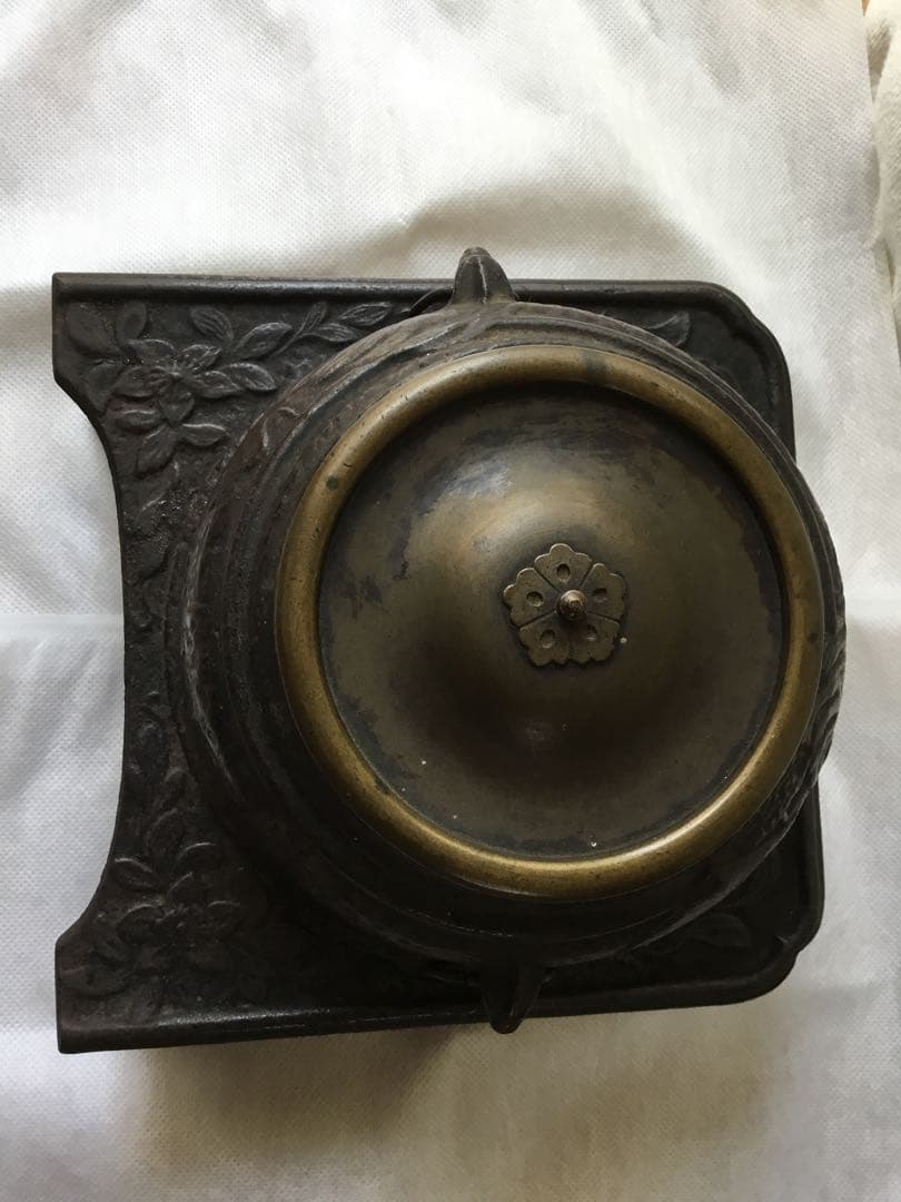 時代物　骨董　鉄瓶　茶釜　茶道具　茶器　真鍮蓋　美術品　レトロ　アンティーク