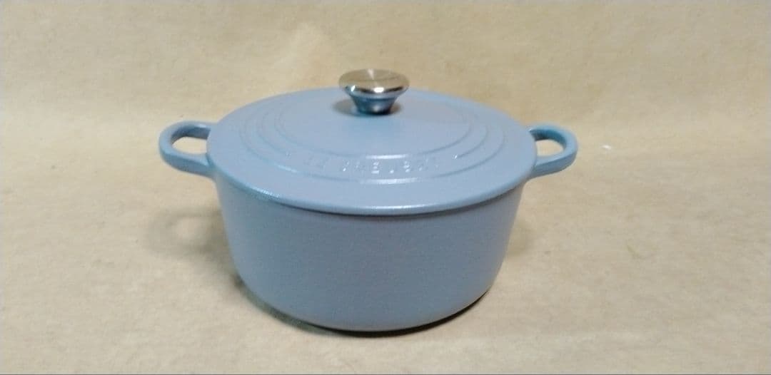 ル・クルーゼ　シグニチャー ココットロンド（鋳物ホーロー鍋) 22cm