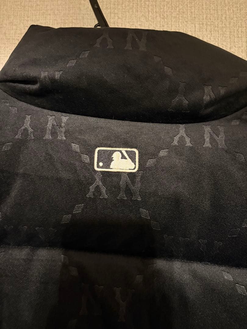 【限定品】MLB Korea NewYork Yankees ダウンジャケット
