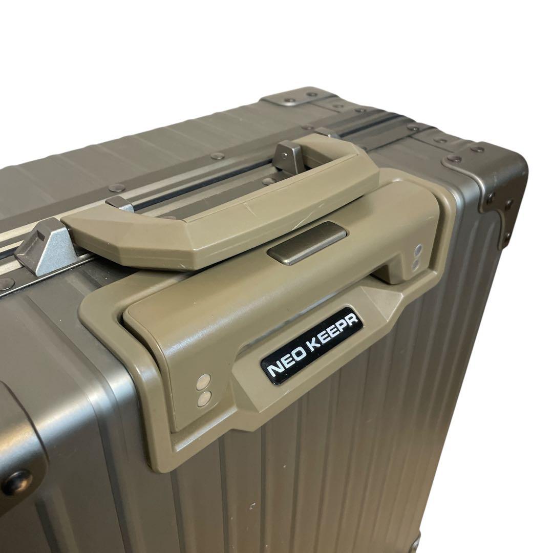 ネオキーパー アルミスーツケース 2～4泊向け 38L neo keeper