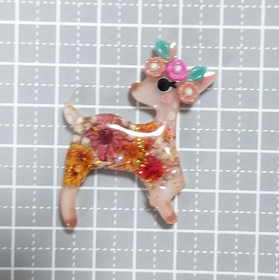 レジン　猫　バンビ　ヘアゴム　ブローチ　ポニーフック　No.301