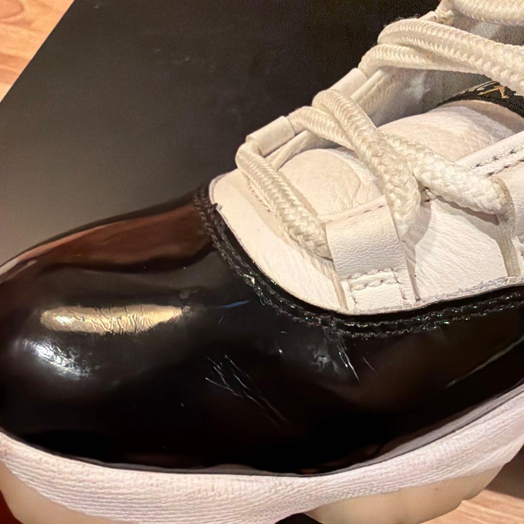 エアジョーダン11 ブラック/ホワイト