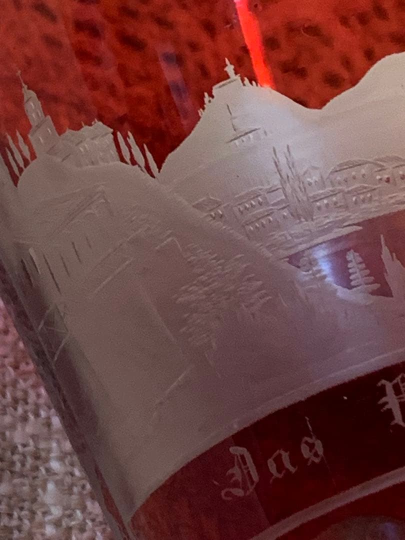 ボヘミアガラス　アンティーク19世紀後半　細密にカットされた風景画が素敵です！