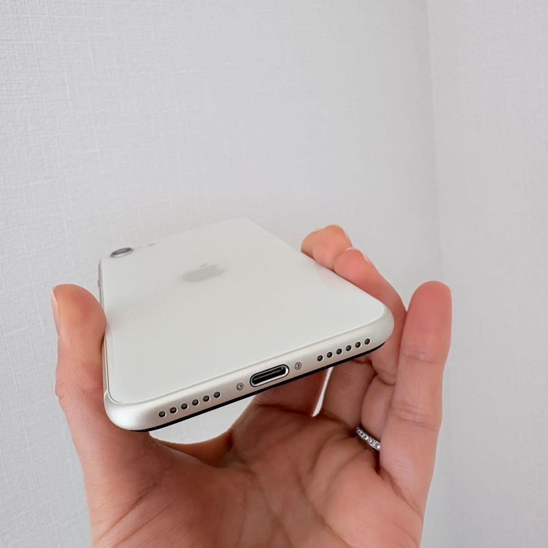 美品iPhone SE3 64GB 白 電池91% iFace3点＋新品ケーブル