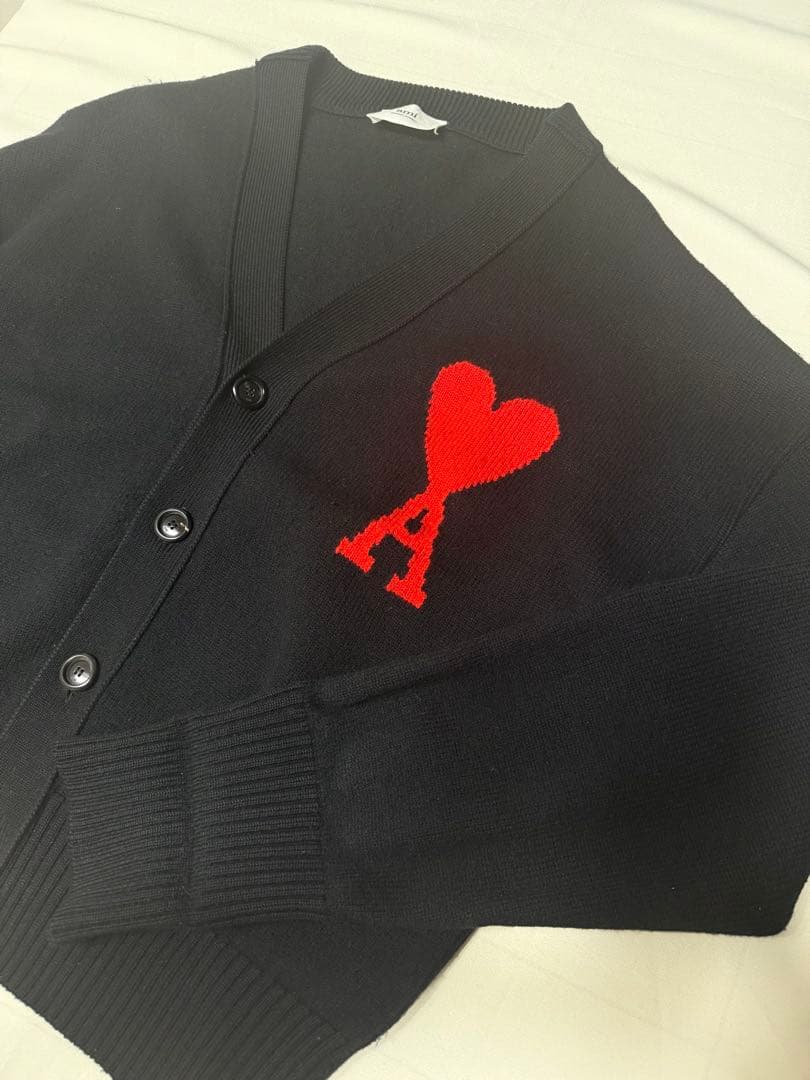 やちる　AMI PARIS 黒のハート刺繍カーディガン サイズXL