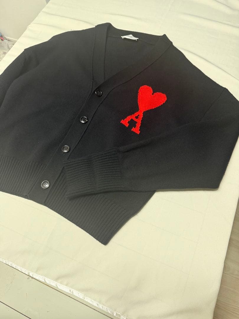 やちる　AMI PARIS 黒のハート刺繍カーディガン サイズXL